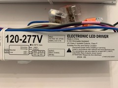 ACCUDRIVE ELECTRONIC LED DRIVERS 26 WATTS Model No. 702-00530-001. LOT OF 4