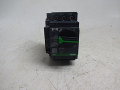 Schneider Electric GV2P10 4-6.3A Circuit Breaker / GVAN11 Auxiliary Contact