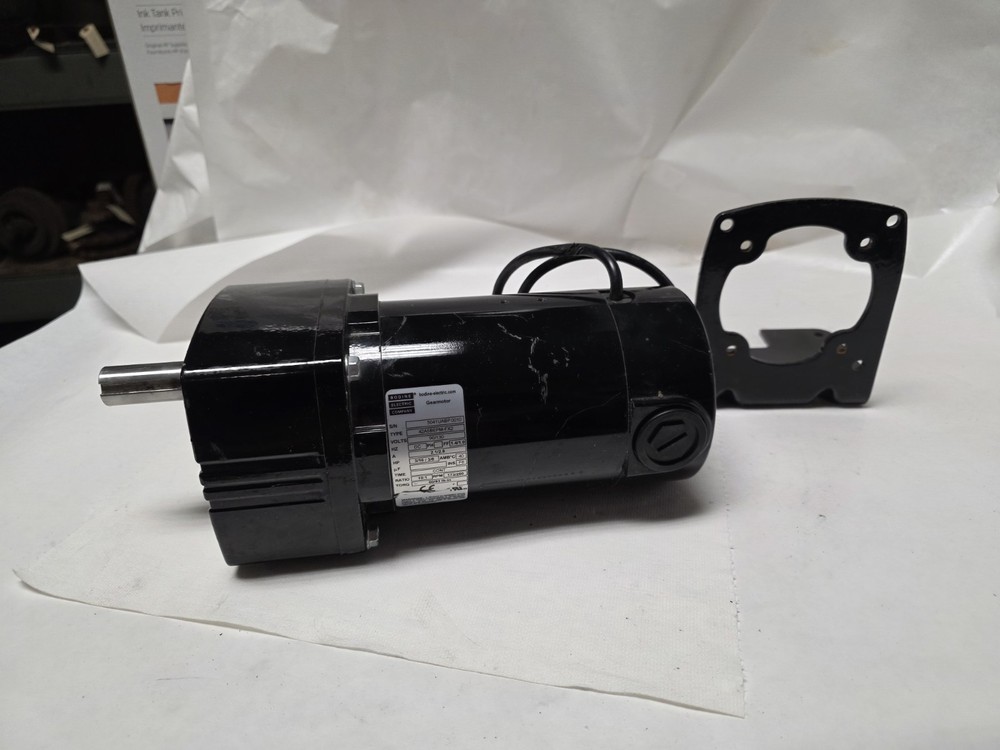 Bodine Type 42A5BEPM-FX2, 3/16-3/8hp, 173/250 rpm. 90/130 V. DC Gear Motor 10:1