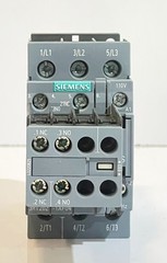 SIEMENS SIRIUS 3RT2024-1AF04 POWER CONTACTOR 110V AC 12A