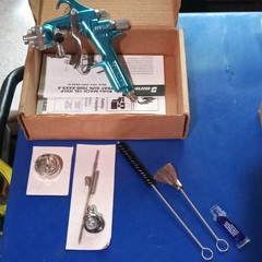 Binks Mach 1SLA HVLP Spray Gun 94-94P W/54 7001-1204-4 adjustable fluid inlet.