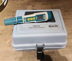 Hach DR300 Pocket Colorimeter × EXTECH PH Chk Chlorine, Free SHIP!
