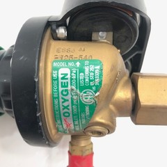 NEW Set Victor Edge ESS3-125-540 Oxygen & ESS3-15-510 Acetylene Gas Regulators