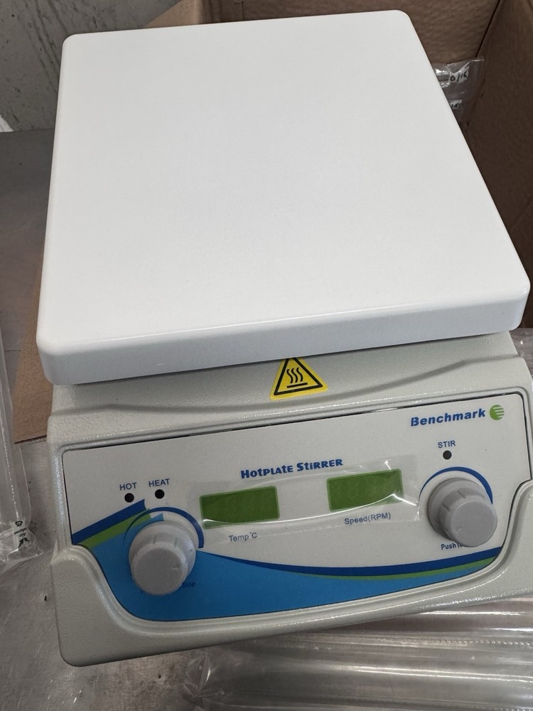 Benchmark Scientific H3770-HS Digital Hotplate Magnetic Stirrer, 7 in. x 7 in.