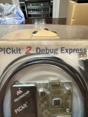 MICROCHIP TECHNOLOGY DV164120 PICkit 2 Microcontroller Starter Kit