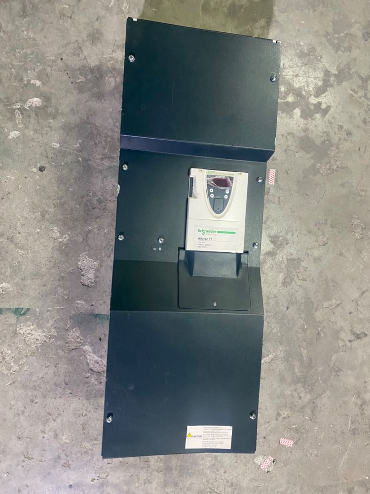 Schneider Electric Altivar 71 Variable speed drive ATV71HC13N4 , 132 kw
