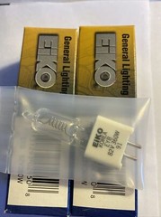 EIKO EYB (02950) 360W Overhead Projector Lamp 82V New T 31/2 G5.3 Base New