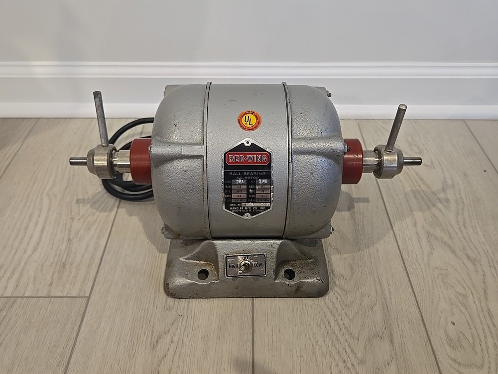 Red Wing 26A Bench Dental Polishing Lathe 1/4 HP 115V exellent condition