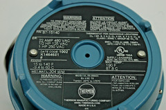 THERMON PT# B7-15140, HAZARDOUS AREA AMBIENT SENSING THERMOSTAT, SPDT, -SURPLUS-