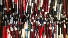 Misprint Pens: 500 Ct Bulk Lot Ballpoint Retractable Click Pens: Black/ Blue Ink