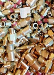 100 BRASS HYDRAULIC AIR , PNEUMATIC, Plumbing FITTINGS LOT OF 1/4 5/16 3/8 1/2