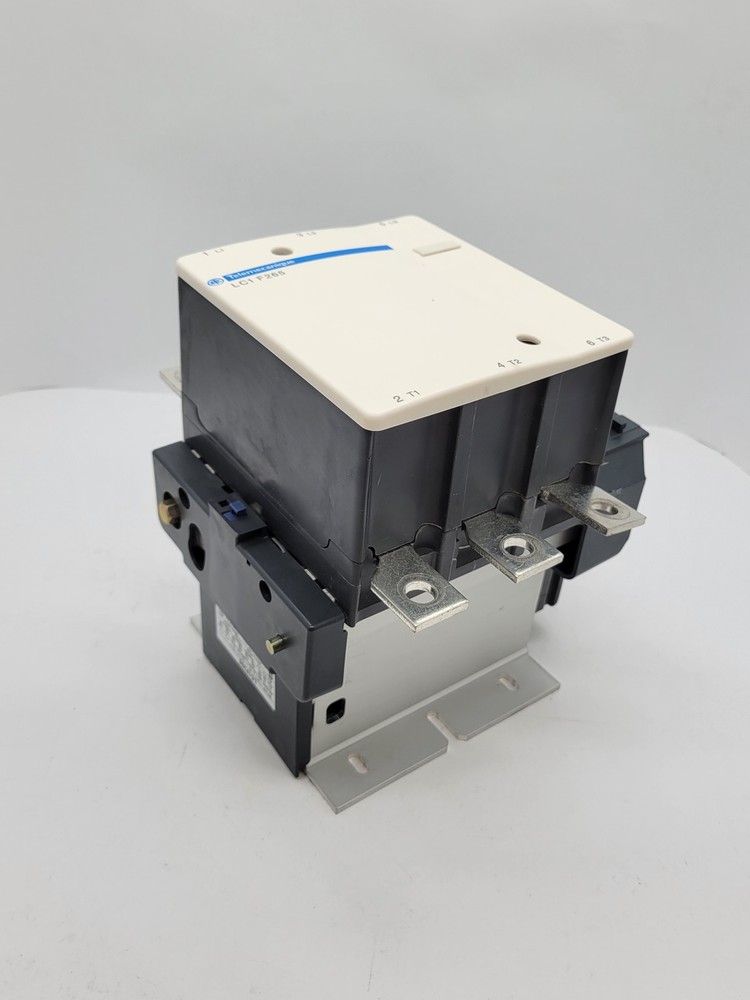 Telemecanique LC1F265 Contactor w Aux 285A 3P 3PH 600V 200HP 120/127V Coil