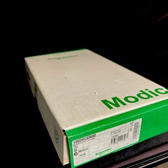 140DRC83000 BRAND NEW SEALED! Modicon Relay OUT 140-DRC-830-00 new sealed box