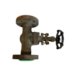 SWI 1″ 600# Flanged Forged Steel Globe Valve A105N Body CR13 Stem & Disc