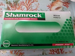 Shamrock Synthetic Vinyl Examination Gloves Powder Free Medium Pack 100ct