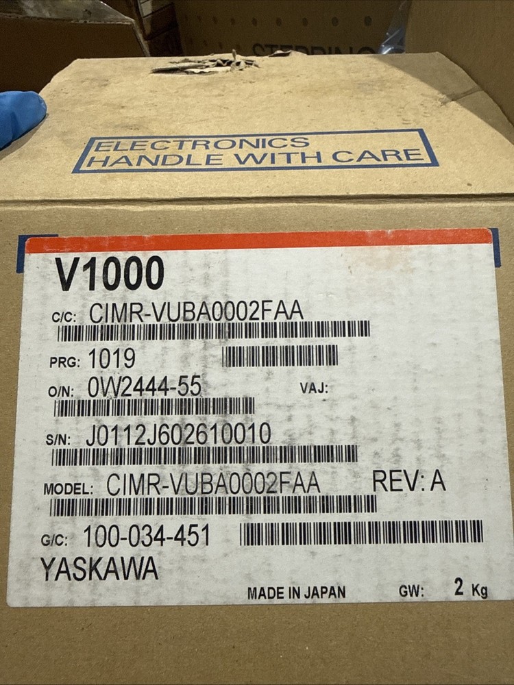 YASKAWA CIMR-VUBA0002FAA AC DRIVE REV C OUTPUT 0-240VAC 1.9/1.6A 0-400HZ INPUT
