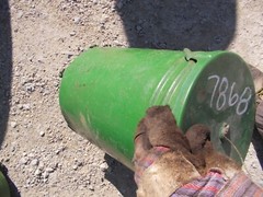 John Deere Planter ORIGNL JD Fertilizer Box Can & lid & inner drive holder mount