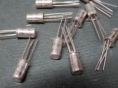 Amperex 121-413 121-414 121-415 (2N3588) PNP Germanium Transistors Sample Hfe=68