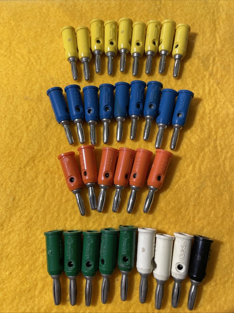 Pomona 1325 Solderless Stackable Banana Plugs, 33 Lot Unused?
