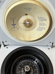 Eppendorf Refrigerating Centrifuge 5417R With F45-30-11 Fixed Angle Rotor. READ