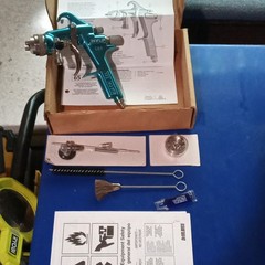 Binks Mach 1SLA HVLP Spray Gun 94-94P W/54 7001-1204-4 adjustable fluid inlet.