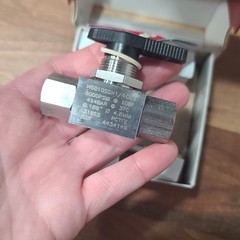 Ham-let H6810SSN1/4CSS Ball Valve 1/4″ FNPT 6000psi