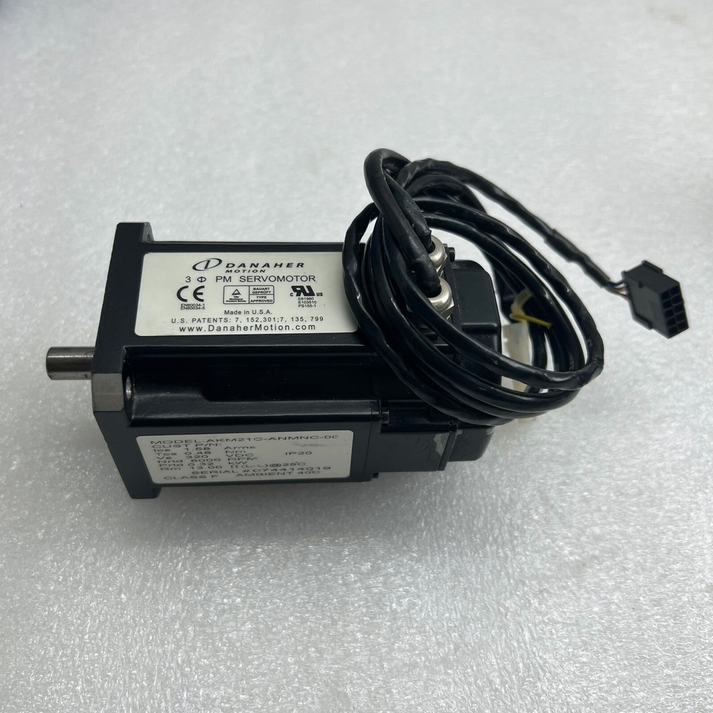 AKM21C-ACMNC-00 motor used in good condition 180 days warranty *hh