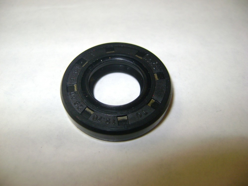 TC 12.7X25.4X4.83 DOUBLE LIPS INCH SERIES OIL / DUST SEAL 1/2″ X 1″ X 3/16