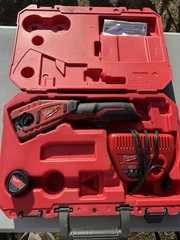 🔥 Milwaukee 2471-20 Copper Tubing Cutter Kit With M12 Battery + Charger + Case