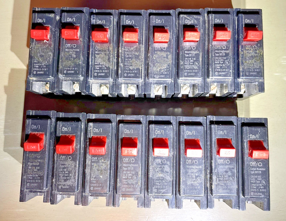(16) Eaton BR120 Thermal Magnetic Circuit Breaker, Lot of 16 ***FREE SHIPPING