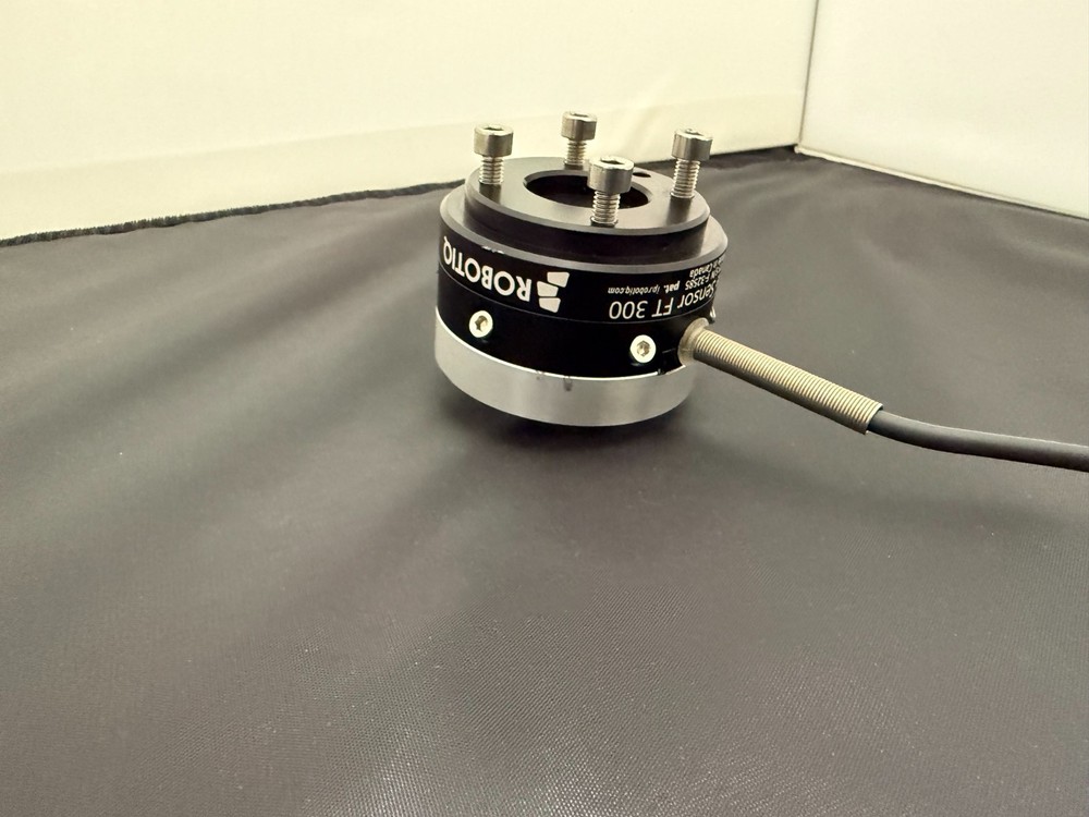 Robotiq FT 300 Universal Robot Force Torque Sensor w/Epson C8/C8XL Coupling