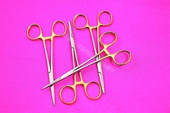 NEW 4 PREMIUM GOLD Kelly Hemostat Forceps 5.5″ STRAIGHT Surgical Stainless CE