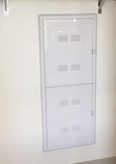 Primex P4200K 42″ Plastic Enclosure w/ Base and 2 doors Hinged Lid Lightweight