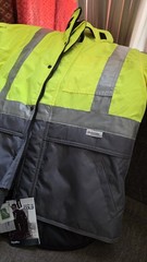 3m RefrigiWear 8250 Hi-Vis Yellow/Gray Reflective Insulated Safety Jacket, Small