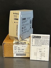 Phoenix Contact 12vdc POWER SUPPLY 12 volt 55W Din Rail Mount 2902999