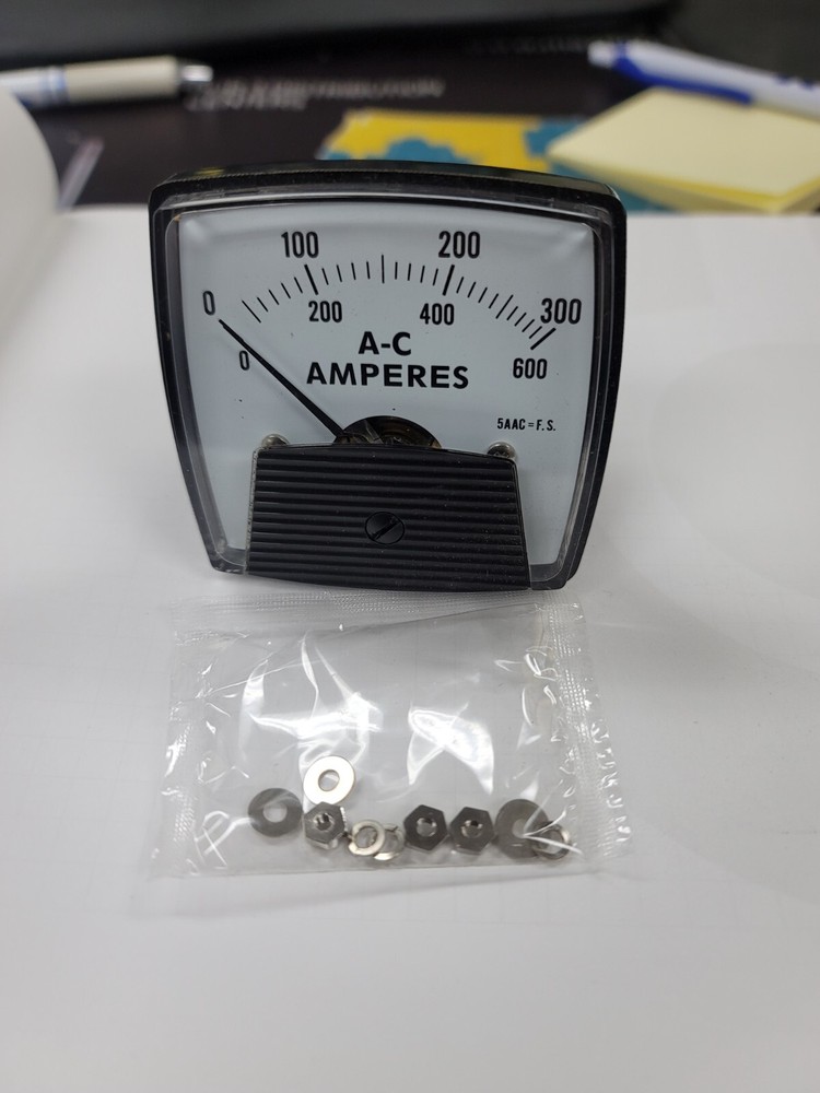 ST705A/300A/600A PC&S ST705A AC Amperes Panel Meter, 0-200, 2″ – NEW