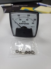 ST705A/300A/600A PC&S ST705A AC Amperes Panel Meter, 0-200, 2″ – NEW