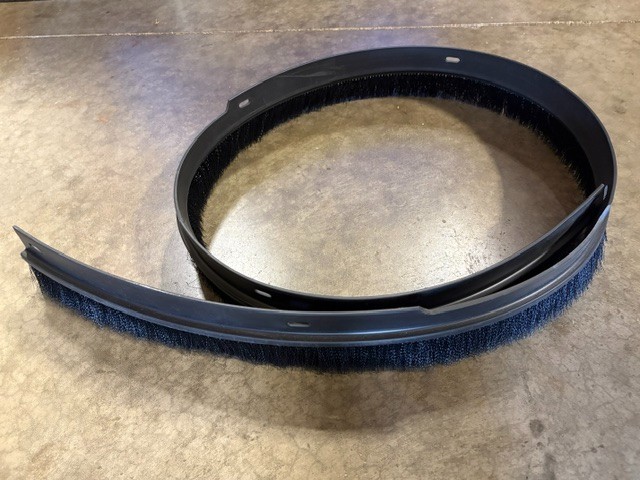 SPLASH SKIRT FOR TENNANT 5680, 5700 SCRUBBERS, 32″ HEAD, 800MM, 1022013, 397763