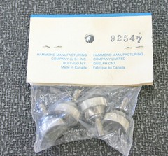 Hammond Manufacturing 1421B 1421 B Large Head Thumb Screw 10-32 x 1/2″ NOS