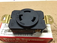 Pass & Seymour locking receptacle L6-30R MADE IN U.S.A. 30 amp 250V twist lock