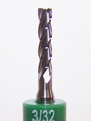 3/32″ (.0938″) CARBIDE END MILLS 4 FLUTE Kyocera 1800.0938.438 (PACK OF 10)