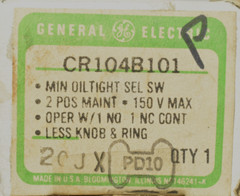 GE General Electric CR104B101 Selector Switch 2-Position 150V (No Knob/Ring) NOS