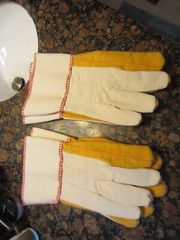 NWOT TWO PAIRS industrial men’s work gloves UNBRANDED no size