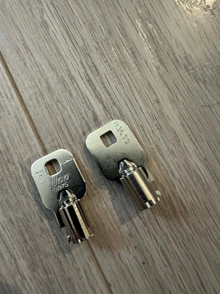 Replacement Keys for Weigh Safe Hitches/Locks H3611 SafeCo Brands 2-Keys