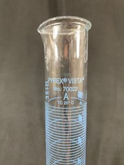 PYREX Glass 100mL Vista Single Metric Class A TC Graduated Cylinder 70022-100