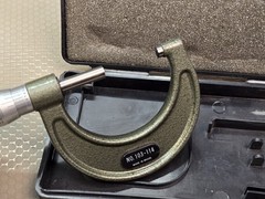 MITUTOYO 103-114 Outside Micrometer 1-2″ .0001″ Precision Made in Brazil