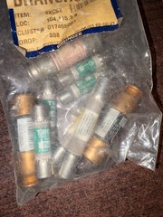 LOT OFOVER 100 NOS FUSES FUSETRON BUSSMANN GOULD SHAWMUTT BULLET ETC. S1
