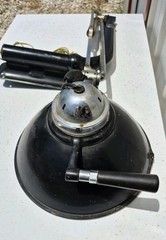 Pelton E&O Dental Exam Operating Light Vintage W/Wall Mount And Adjustable Arm
