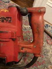 Hilti TE72 Heavy Duty 7.5A Rotary Hammer Drill W/Hilti 2″ Core Bit
