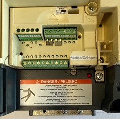 Schneider Altivar 71 Frequency Inverter / 1.5kW – 2HP / 380-480V / ATV71HU15N4